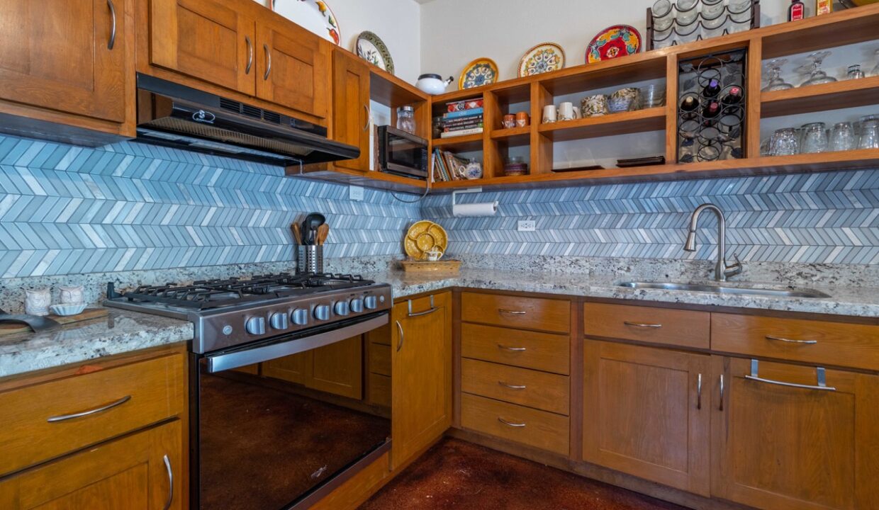 Kitchen backsplash de tamaño grande