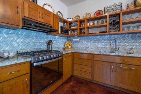 Kitchen backsplash de tamaño grande