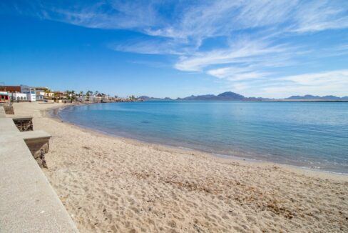 BEACH de tamaño grande