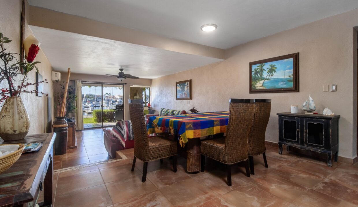 comedor 2 de tamaño grande