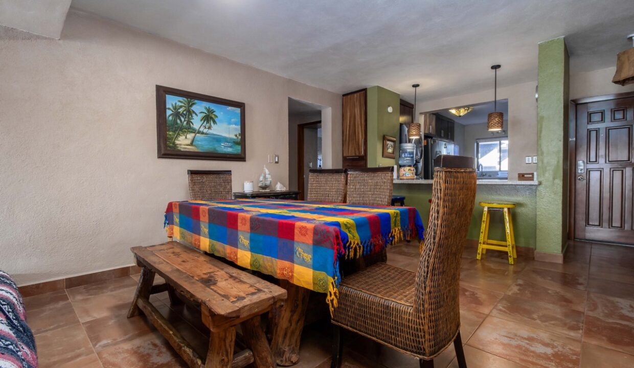 comedor (2) de tamaño grande