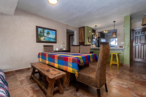comedor (2) de tamaño grande