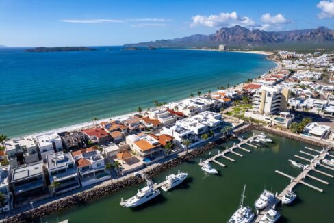 marina 2 de tamaño grande