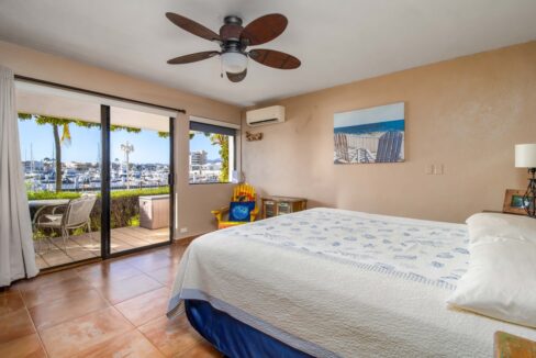 recamara principal de tamaño grande