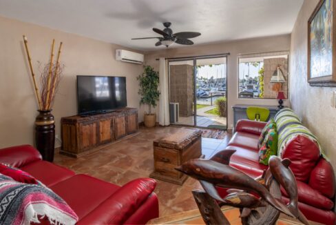 sala (2) de tamaño grande